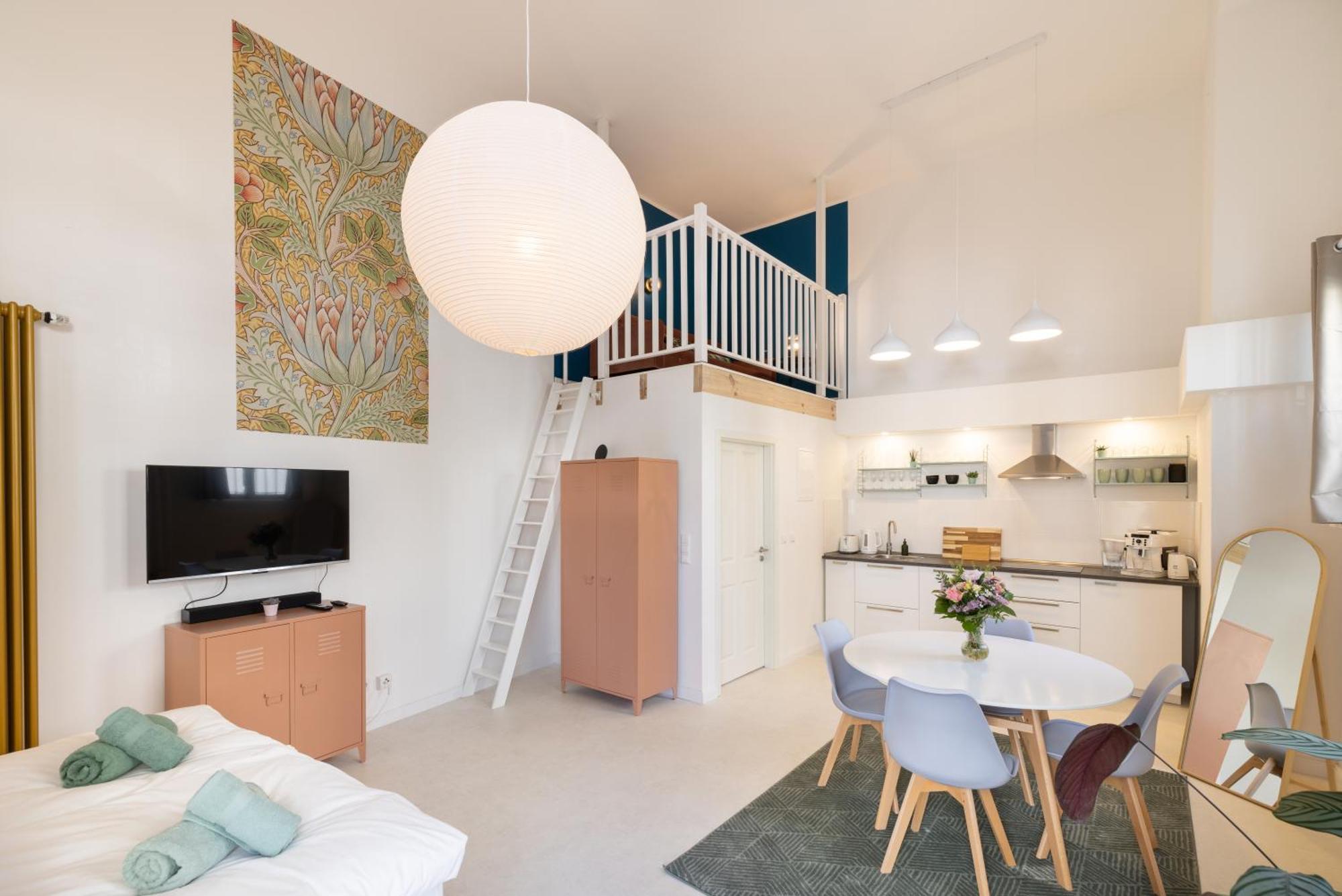 Great 1-Room Loft Berlín Exterior foto